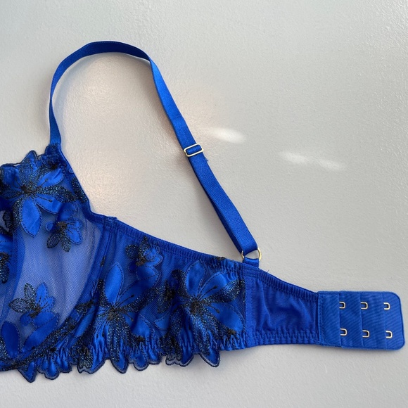 NWOT VERY SEXY Unlined Floral Embroidery Demi Bra in Blue Oar/cobalt & black 36D - Picture 12 of 14
